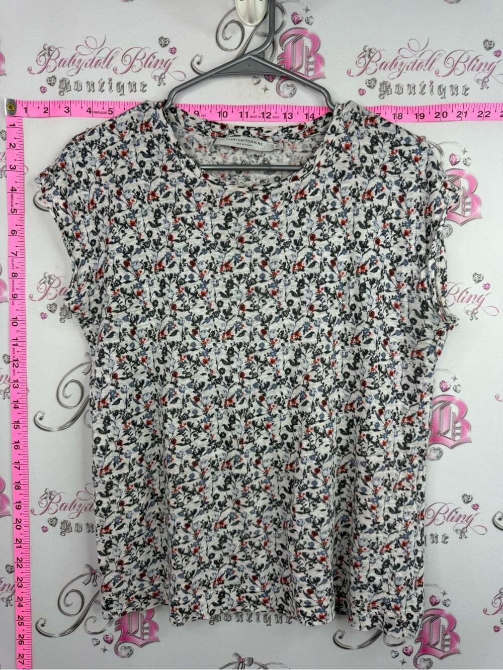 Simons Floral Short-Sleeve Tee in White with Black navy blue & Red Floral Print